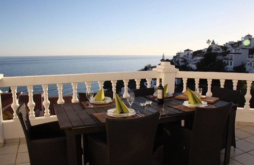 Urbanización Ladera del Mar Apartamento | Exclusivo apartamento con vistas al mar en Nerja / Ladera del Mar