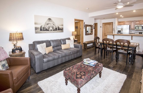 Edwards Condominio | Exclusivo Arrowhead Village Condo, a pasos del ascensor, piscina climatizada y jacuzzi