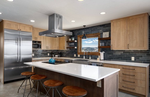Steamboat Springs Casa | Exclusive Bella Vista Lodge - Private Grotto Hot Tub, Game Room, Slopeside Ski Storage