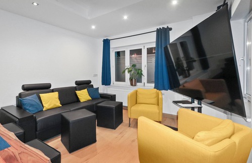 Friedrichstadt Casa | Exclusive bungalow! 4 rooms, 8 pers., 2 parking spaces