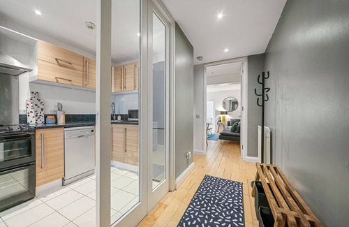St Luke's Apartamento | Exclusive & Comfortable Home by Old Street Station