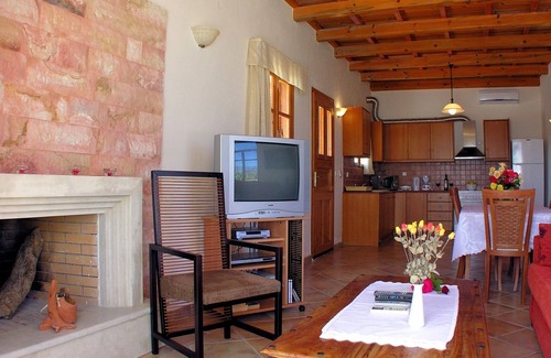 Agia Triada Villa | Exclusive Crete Villa | Hill Top villa | Private Pool | Stunning Views | 3 BDR | Rethymno