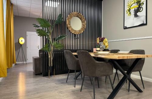 Trnava Apartamento | Exclusive design apartment & Residence centre & Free parking & LATE CHECKOUT