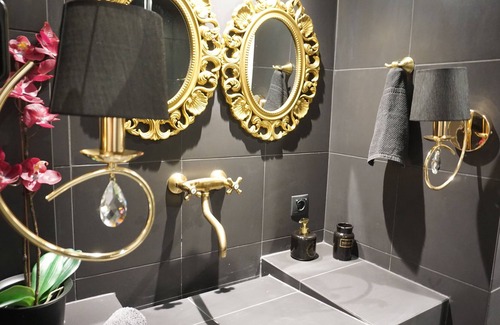 Pangrati Apartamento | Exclusive Design Studio with Yard