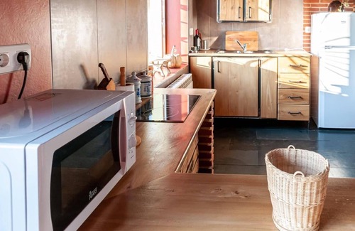 Tarilonte de la Peña Apartamento | APARTAMENTO EXCLUSIVO DE 3 HABITACIONES DOBLES EN EDIFICIO ARTÍSTICO