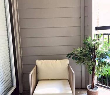 Greenway Plaza-Upper Kirby Apartamento | Exclusive Escape