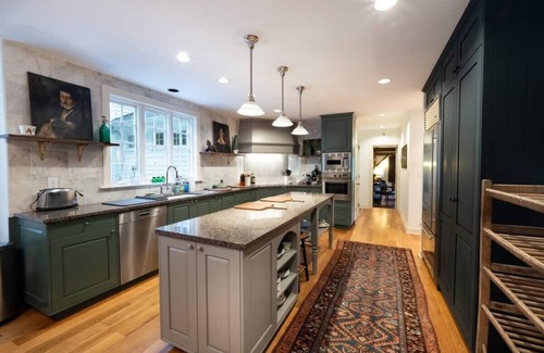 North Egremont Casa | Exclusive Estate, Heated Yearround Outdoor Pool