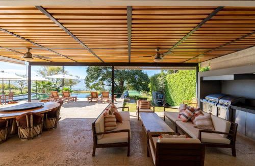 Ajijic Casa | Exclusive Family House with Padel and Lake Chapala Access