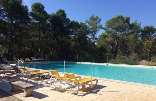 Saumane-de-Vaucluse Casa | Exclusive gîte Jacuzzi 160° view