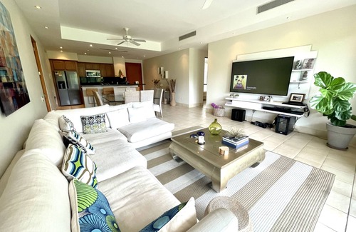 Playa Blanca Apartamento | Exclusive golf course view apartment in Buenaventura Golf &