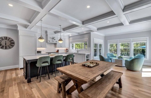 East Harwich Casa | Exclusive Harwich Haven: Pool, Spa and More RPAM068