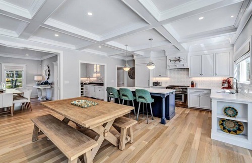 East Harwich Casa | Exclusive Harwich Haven: Pool, Spa and More RPAM068
