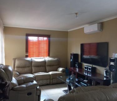Kagiso Casa | Exclusive home stay