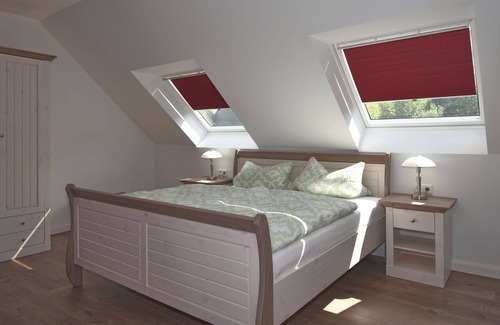 Elpe Apartamento | Exclusivo apartamento vacacional con balcón en Olsberg-Elpe