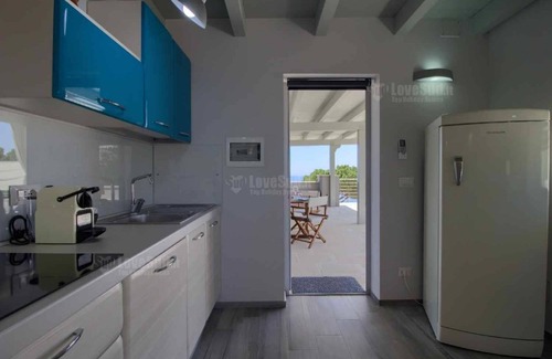 Torre Vado Casa | Exclusive loft - Beach View Villa Controvento