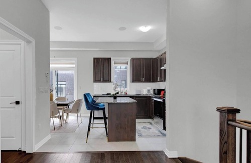 Vaughan Casa | EXCLUSIVE Luxury Brand New 3-bedroom townhome: Family friendly in Kleinburg