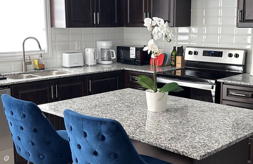 Vaughan Casa | EXCLUSIVE Luxury Brand New 3-bedroom townhome: Family friendly in Kleinburg