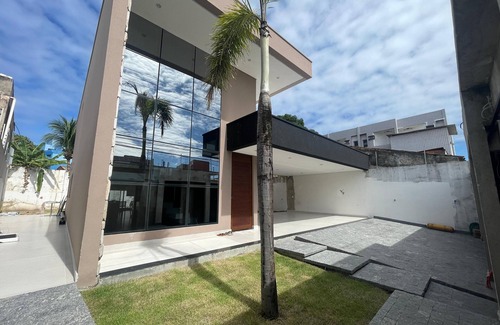 Jaragua Casa | Exclusive Mansion in Pajuçara, 150m from the Most Beautiful Beach in Brazil.
