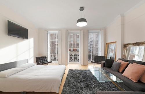 City of Westminster Apartamento | Exclusive Mayfair Apartment Suite sleeps 4 people
