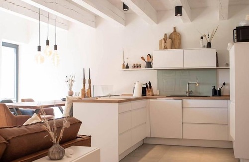 Rysum Apartamento | Exclusive new vacation apartment on the North Sea: relaxation and comfort in Rysum -