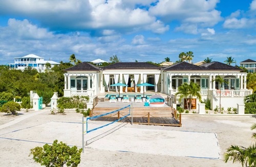Ocean Point Casa | De lujo frente al mar, piscina infinita, voleibol, villa frente a la playa de Orchard.