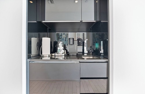 City Center Condominio | Exclusive Oceanfront Studio at W Hotel – Indulge in Miami's Luxury