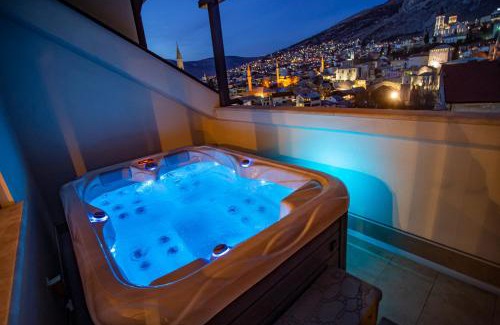 Mostar Old Town Apartamento | Exclusive Penthouse Old town with sauna and jacuzzi