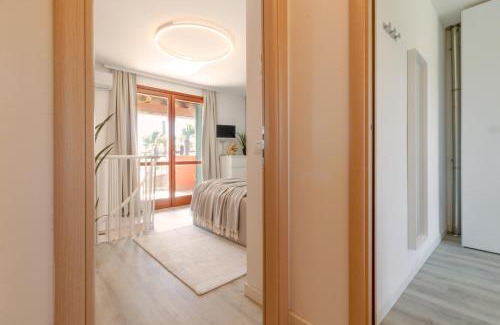 Aprilia Marittima Apartamento | Exclusive Pool Access 10m Balcony View P