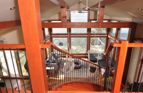 Sunshine Coast Cabina | Exclusive Private Island - Pacific Ocean Paradise