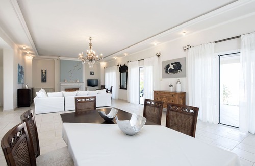Corfu Villa | Exclusiva Villa privada en Viros