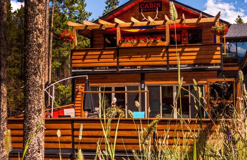 East Kootenay Cabina | Exclusive rental of the whole Lodge with breakfast