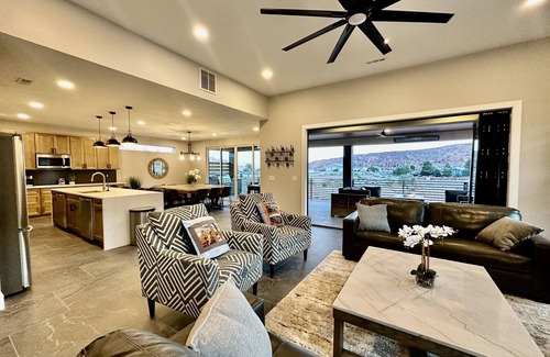 Moab South Valley Casa | Exclusive Retreats Desert Vista Retreat- Moab Estate for Large Groups- Pool, Spa