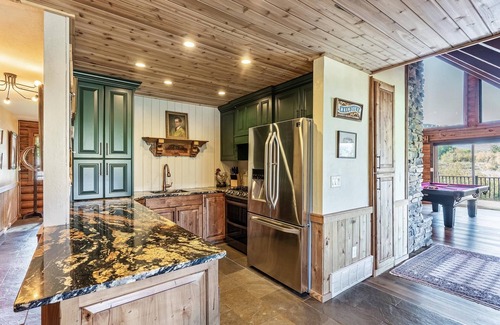Eden Cabina | Exclusive Riverfront Eden Ranch! Pet Friendly!