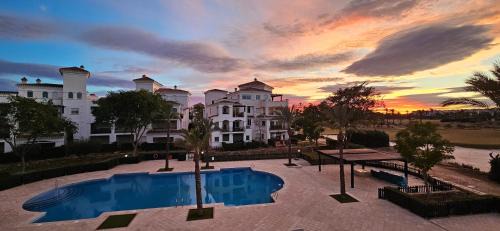 Roldan Apartamento | Exclusive Silent & Sunny Top Floor Apartement, 2 Pools & Golfview