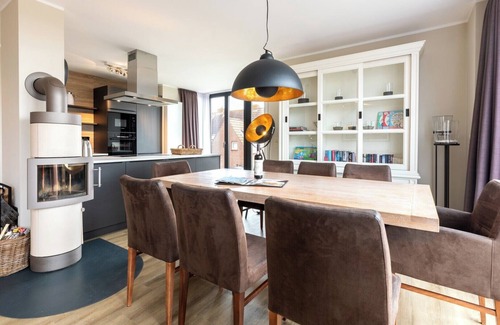 Juist Casa | Exclusive thatched house on the beach access - luxury & comfort for up to 8 people