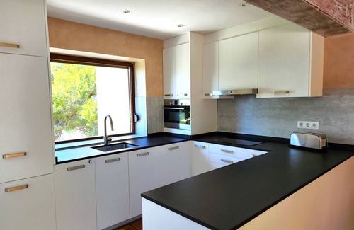 Pedreguer Villa | Villa exclusiva en La Sella Resort con vistas a la montaña, al mar, piscina, Wi-Fi, A/C y jardín