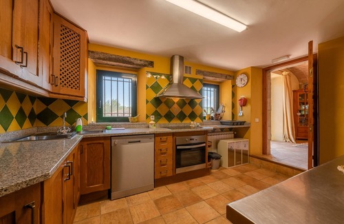 Palau de Santa Eulalia Cabaña | Exclusiva villa con piscina, barbacoa y cerca del río. Ideal para familias