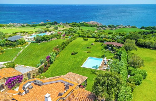 Puntaldia Villa | Exclusive villa with pool and sea view in Puntaldia ( San Teodoro)