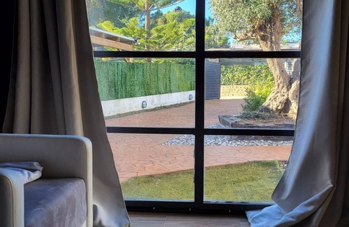 Calafat Casa | Exclusivo Chalet con piscina privada y jardin