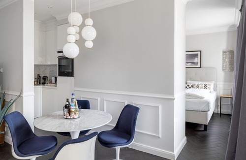 Tegernsee Apartamento | Exclusive with lake view, free parking space and high-quality furnishings