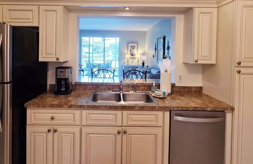Cypress Lake Apartamento | EXEC - CF(JEN) -14500 Daffodil Dr#1107 (2B)