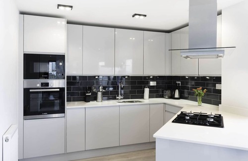 Stepney Green Apartamento | Executive 2-Bed Penthouse with Stunning Views Near Canary Wharf