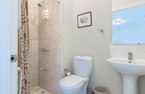 Vuemont Condominio | Executive 2 bedroom 2 bathroom condo in gated community