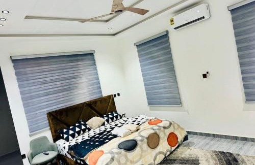 Nungua Apartamento | Executive 2bedroom House