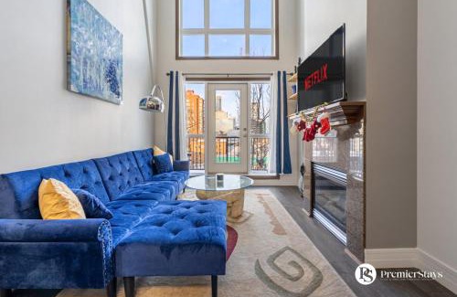 Mission District Casa | Executive 3 Bedroom Penthouse in Downtown Calgary