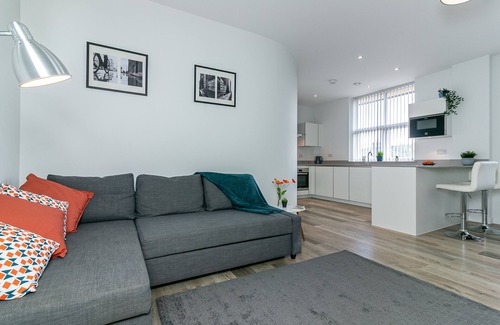 Hatfield Apartamento | Executive Apartment Close to Train Station