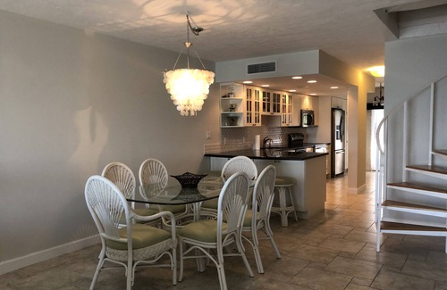 Seabreeze Trailer Park Casa | Executive Bay Club Bayfront/Beachfront paradise