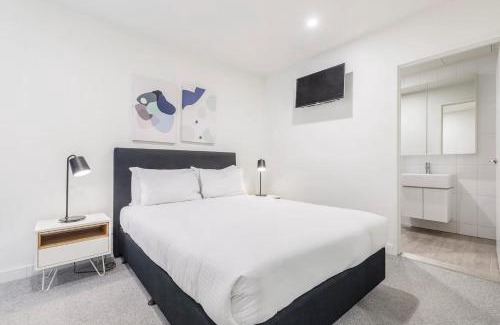 Bundoora Apartamento | Executive Comfort Living Near La Trobe & RMIT Uni