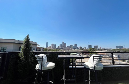 Cedars Condominio | Executive Dallas Boutique Condo!!!