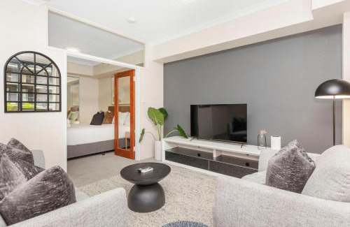 East Perth Apartamento | Executive Elegance Stylish 1br Suite On Hay St